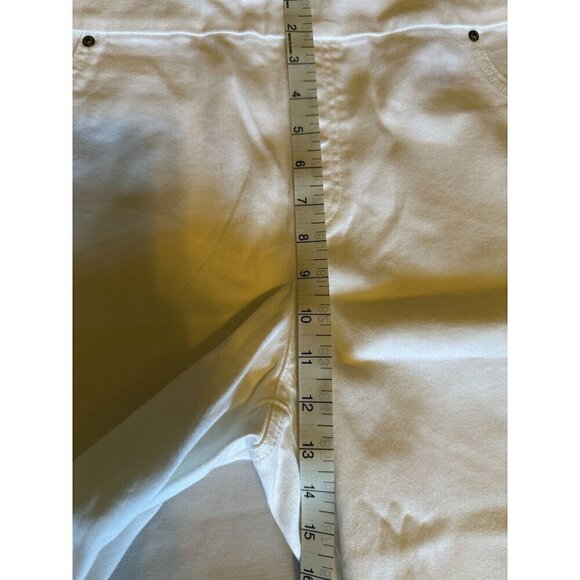 Chicos Jegging Capri Denim Sz 18/ Sz 3.5 No Stain Pull On White Stretchy NEW - Picture 10 of 13